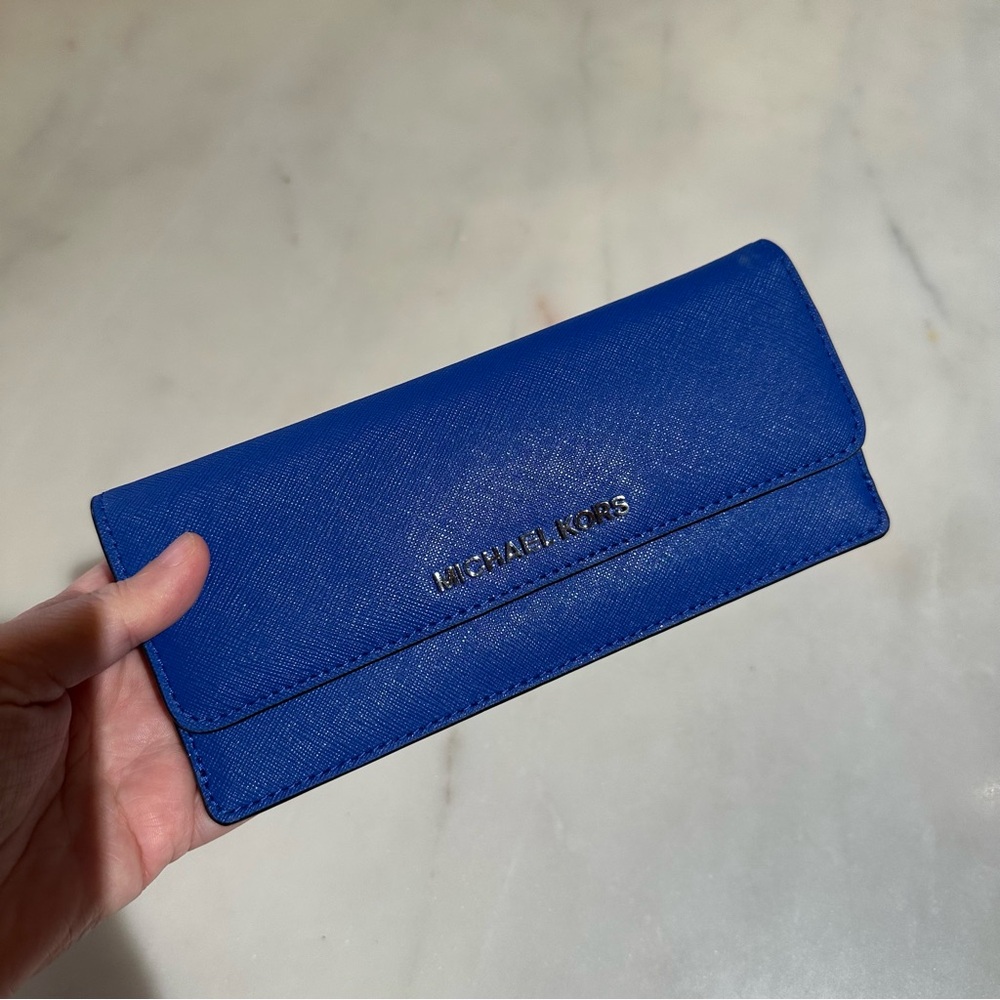 Michael Kors Flat Wallet
